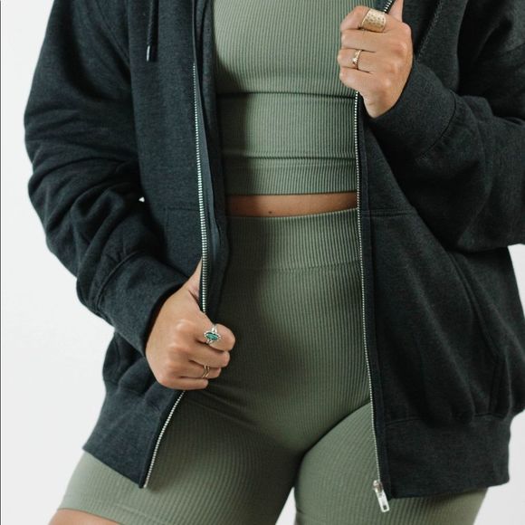 Fleece zip up jacket - Picture 4 of 4